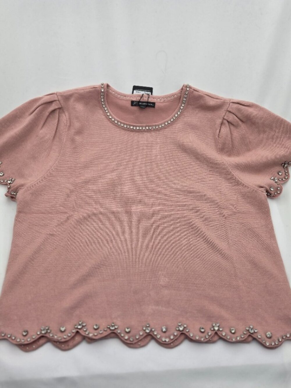 Adrianna Papell NWT Misty Rose Rhinestone Scalloped Cropped Sweater Large - Picture 4 of 10
